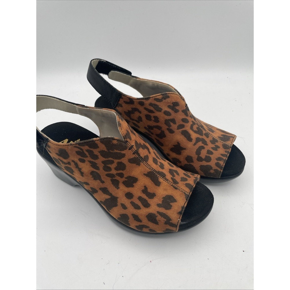 Alegria by PG Lite Eden Women's Size‎ 7.5 Leopard Print Clogs Slip On Work New